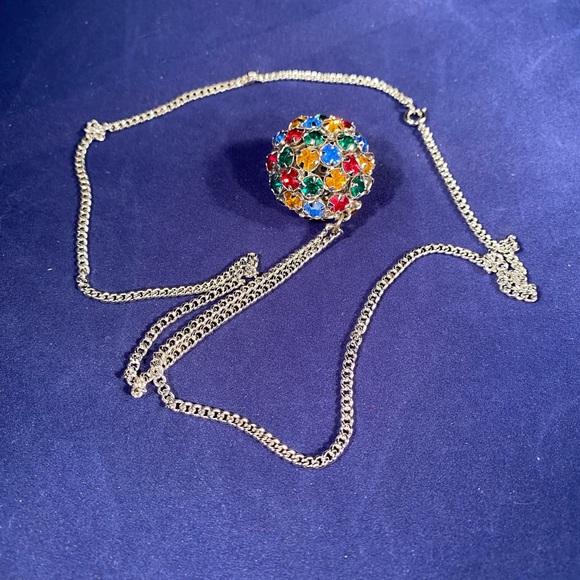 Vintage Rhinestone Ball Necklace - Picture 2 of 3